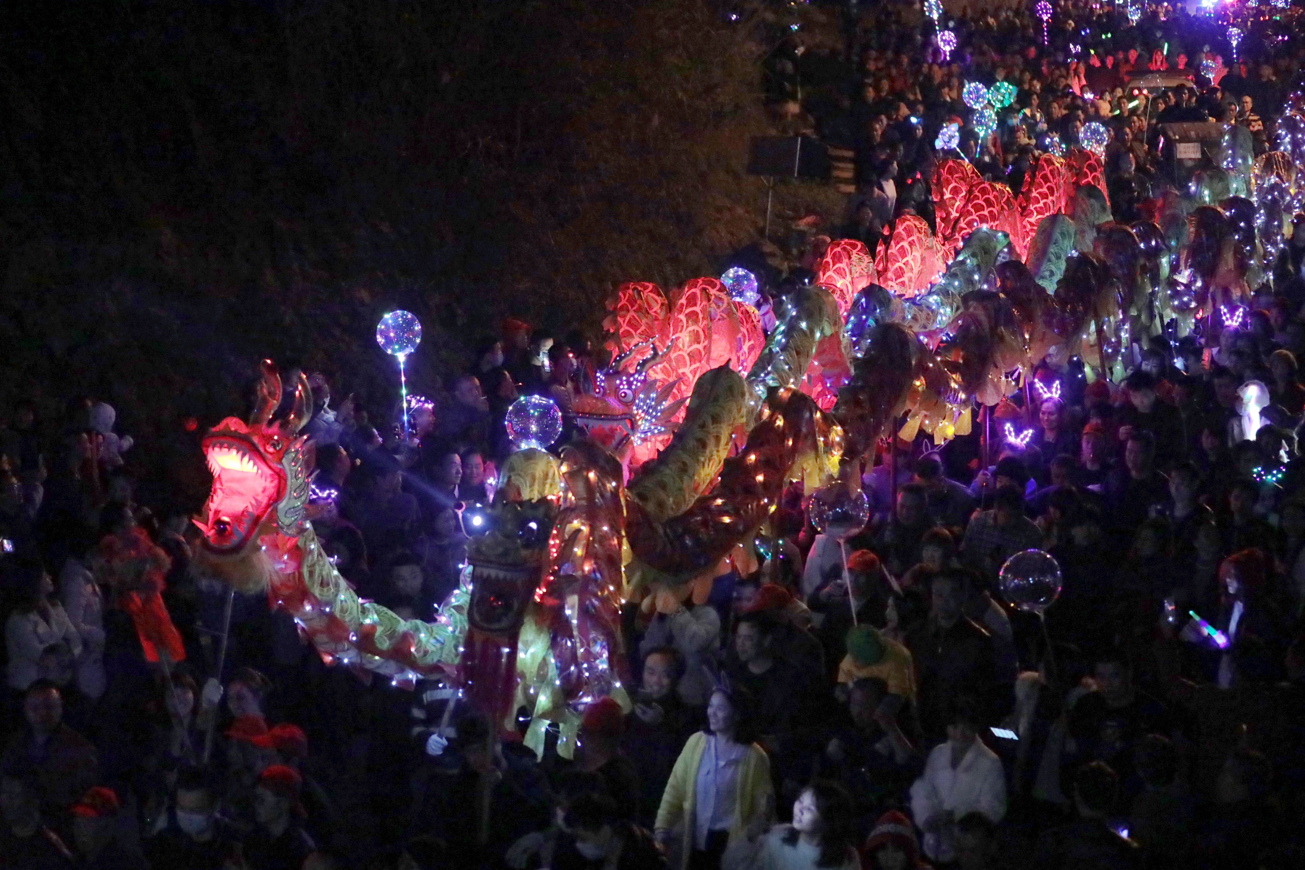 湖南衡阳:民俗火灯祈丰年_界牌镇