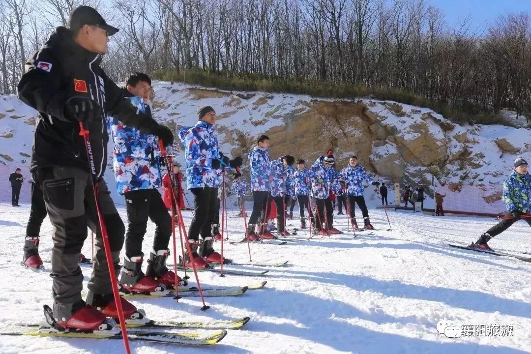 保康梅花寨滑雪场电话图片