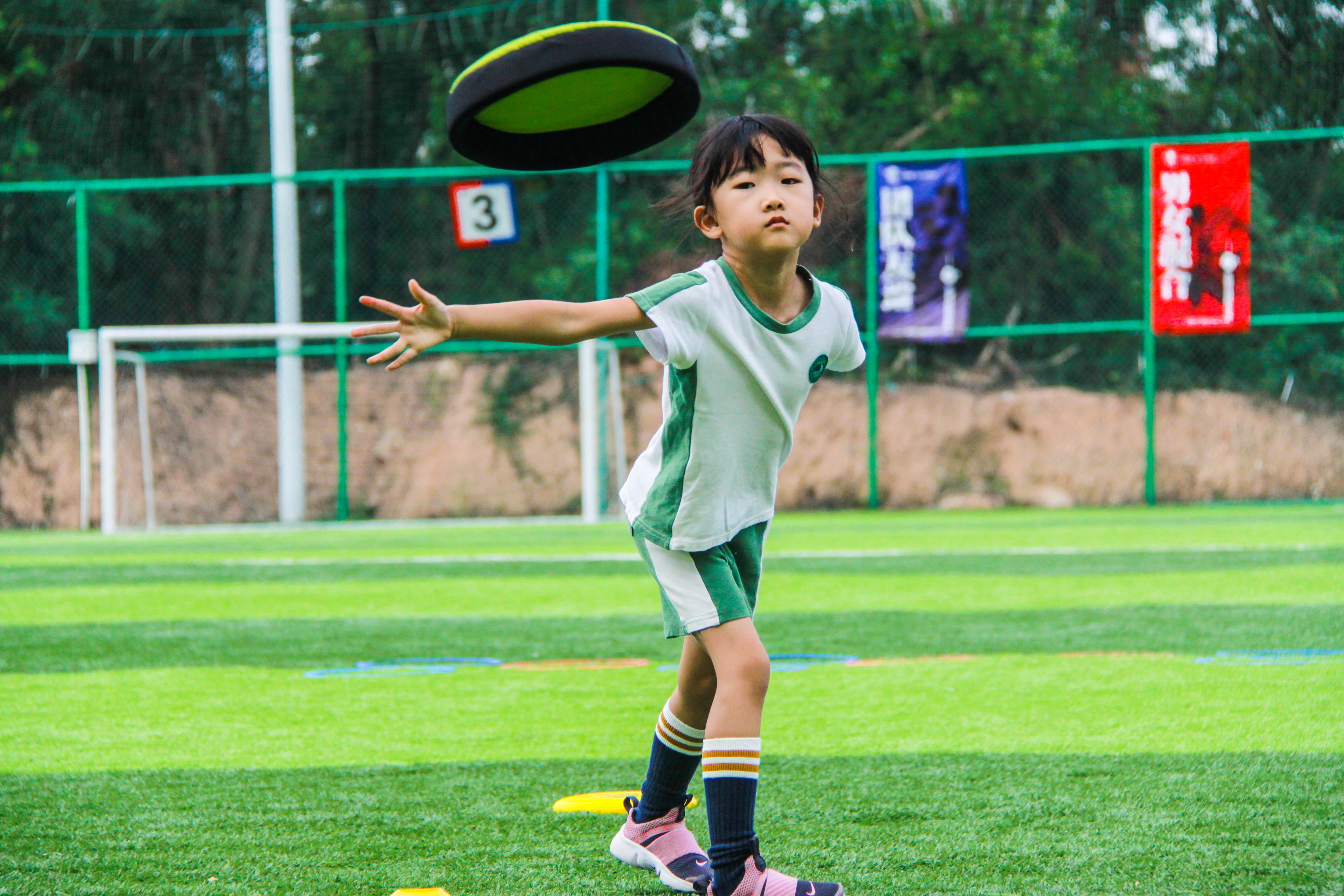 最近流行的幼少兒戶外運動