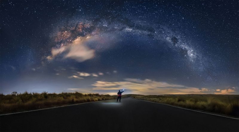 此夜星繁河正白,国内竟有如此美景和星空,以后旅行可以去!_新疆