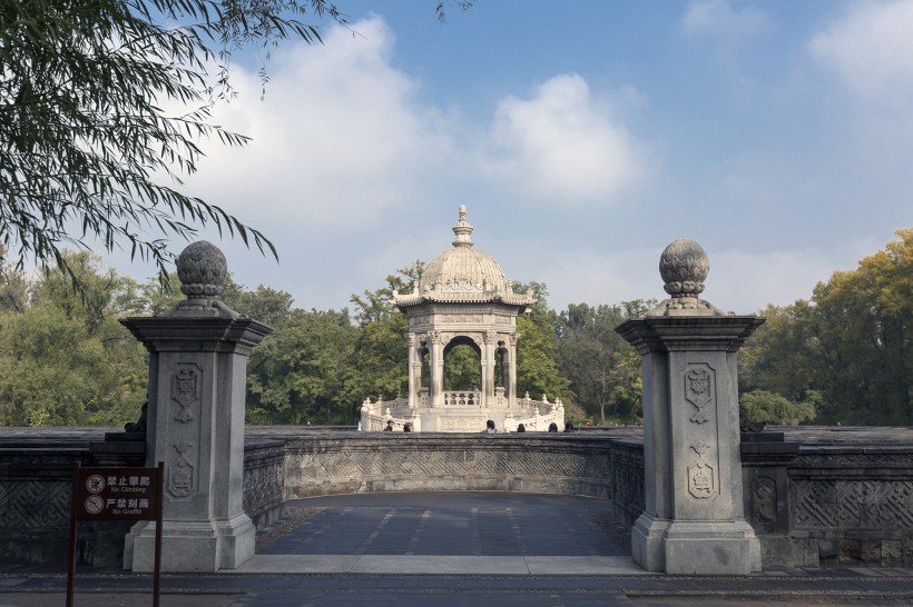 北京圓明園遺址公園圖片(14張)