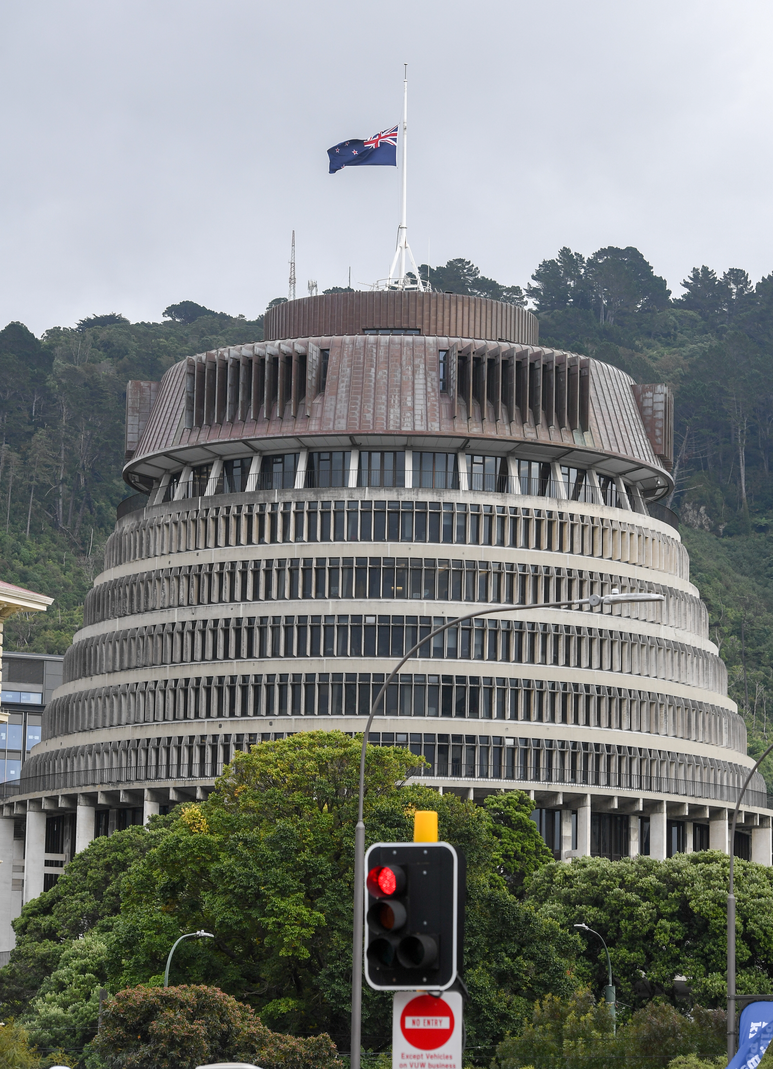 新西兰议会降半旗 哀悼遇难者