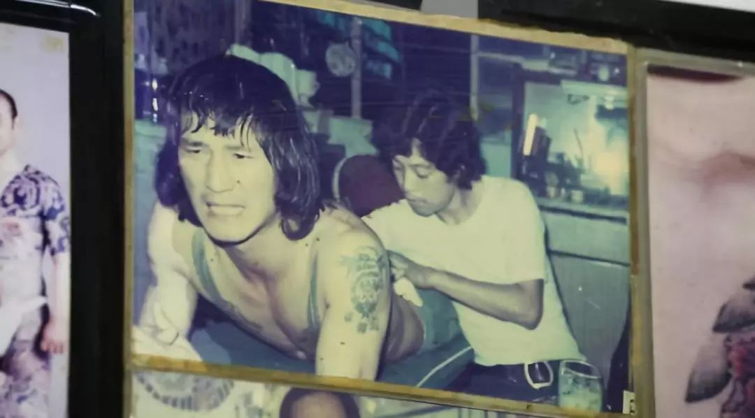 说到香港的第一间纹身店还要穿越到半个多世纪以前