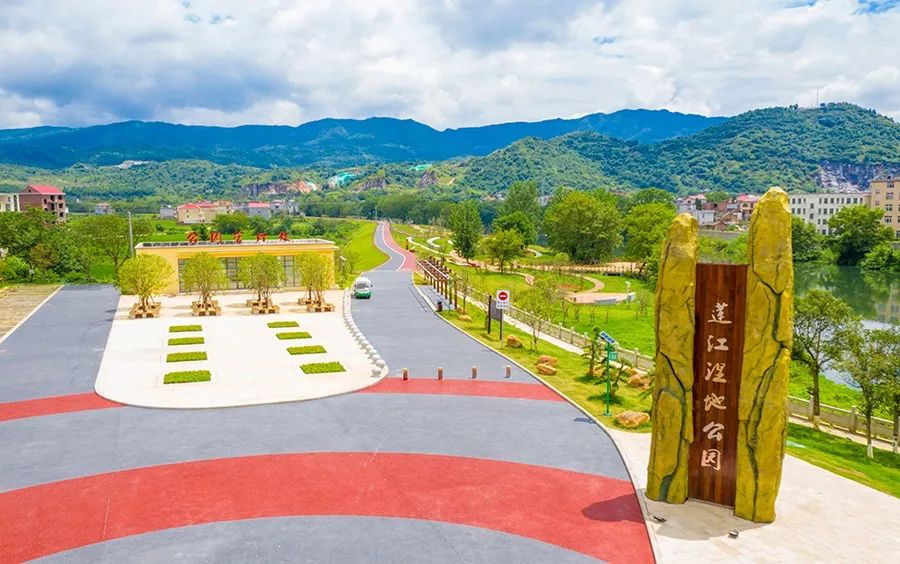 蘆萬武公路——桂花農業生態園 ——武功山景區——美麗石溪百鳥園