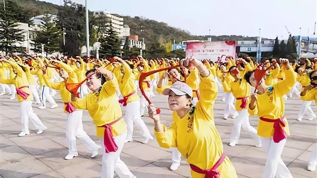 13全民健身广场舞大赛地点:汉山文化广场时间:4月25日-4月27日12赛茶