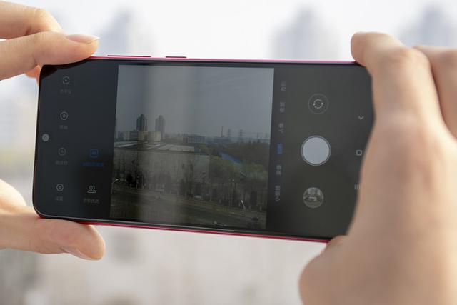 Redmi Note 7 Pro简评：1599元 友商3K+旗舰处理器相机全给你