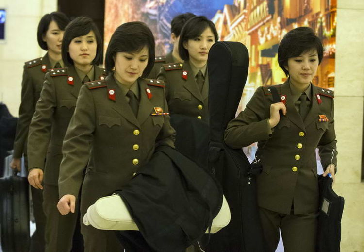 朝鲜军乐团美女图片