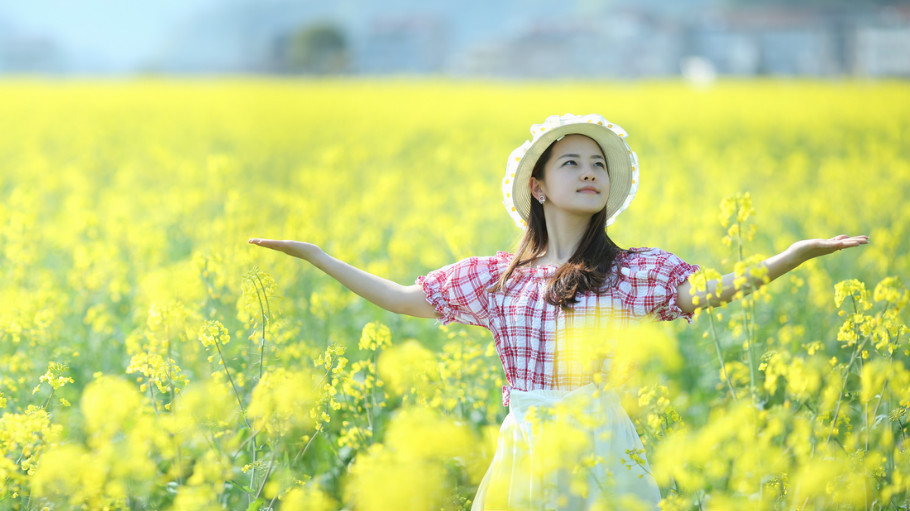 凤栖阁:气质美女