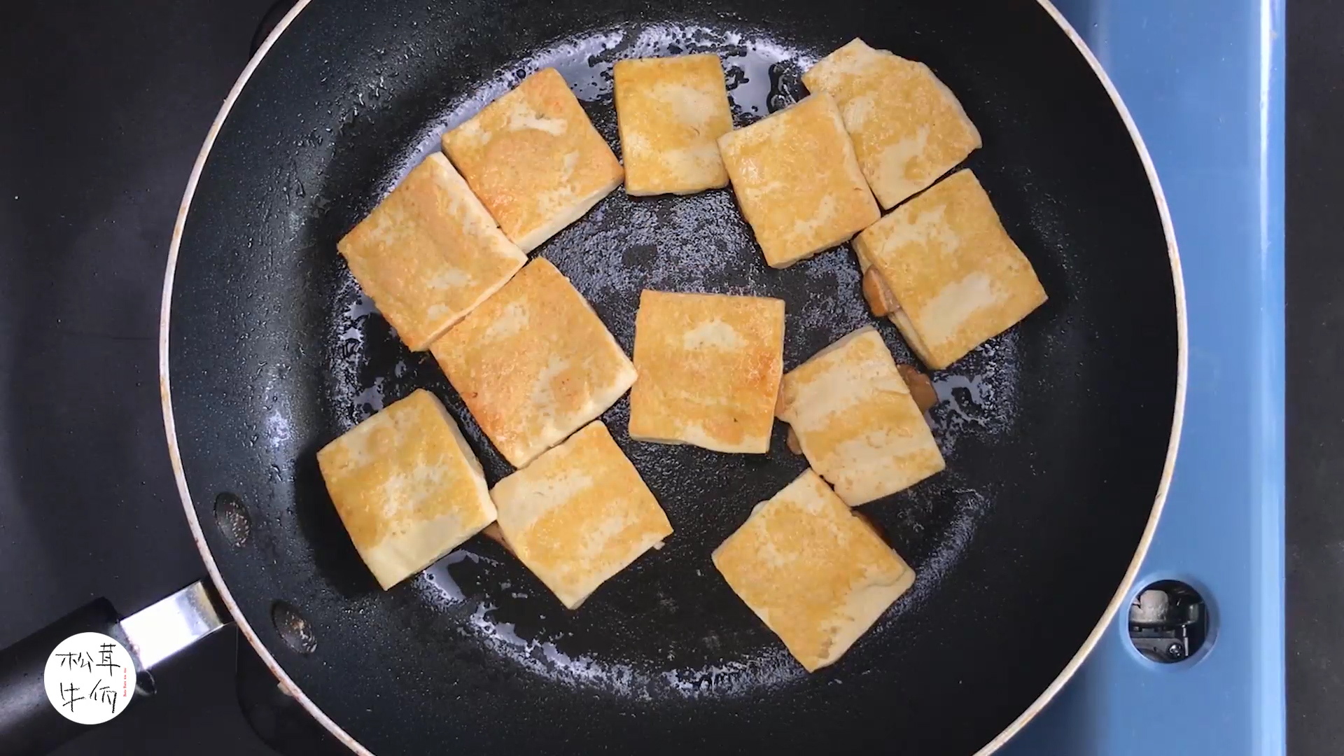 美食視頻|松茸口袋豆腐的做法步驟圖|牛佤松茸食譜