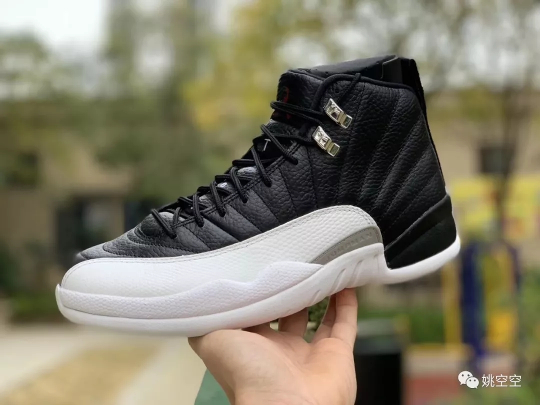 aj12季后赛这款鞋到哪里好为什么价格一路高涨国内外潮人纷纷上脚