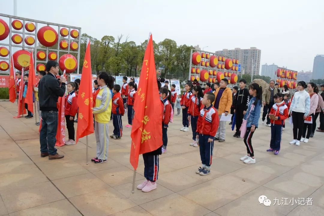 还有一部分留守儿童,分别来自永修县建昌小学,新城小学,外国语学校和