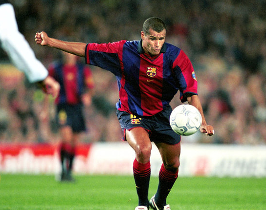 在巴萨的前三个赛季,里瓦尔多两夺西甲冠军,获得1999