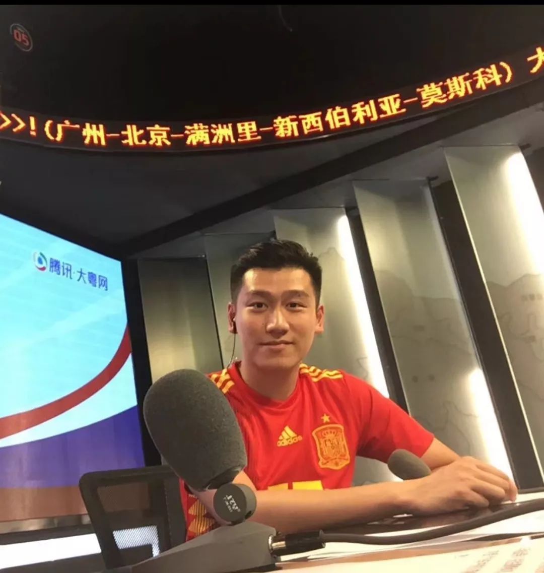 大咖王泰兴广东电视台节目主持人在体育解说届与北方名嘴宋世雄并称为