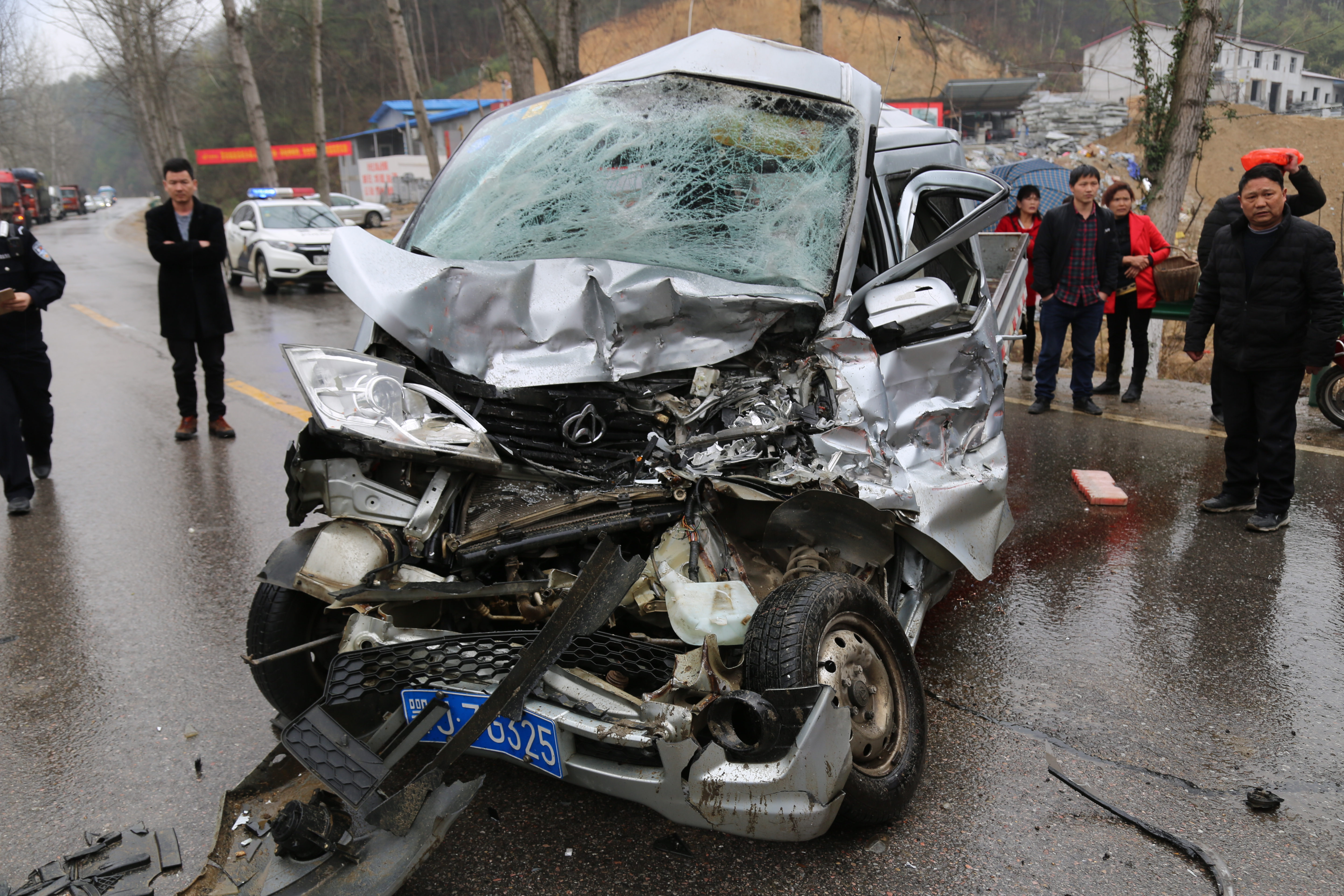 阳逻重大交通事故图片