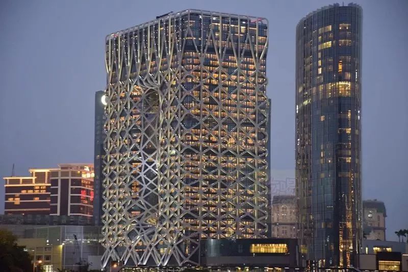 澳门摩珀斯获年度建筑大奖何猷龙继续努力创造世界级顶尖地标