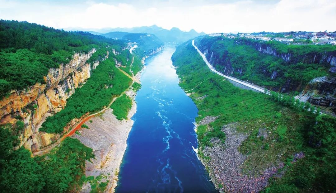 务川洪渡河图片
