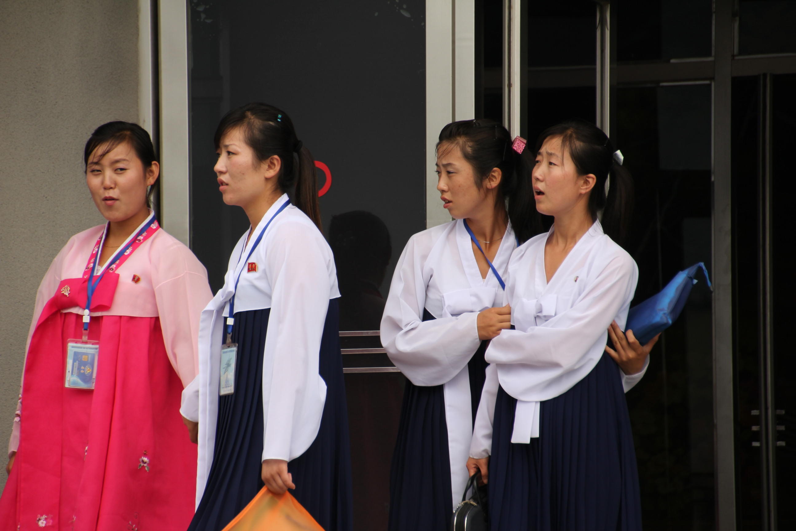 镜头下的朝鲜女人 - 知乎