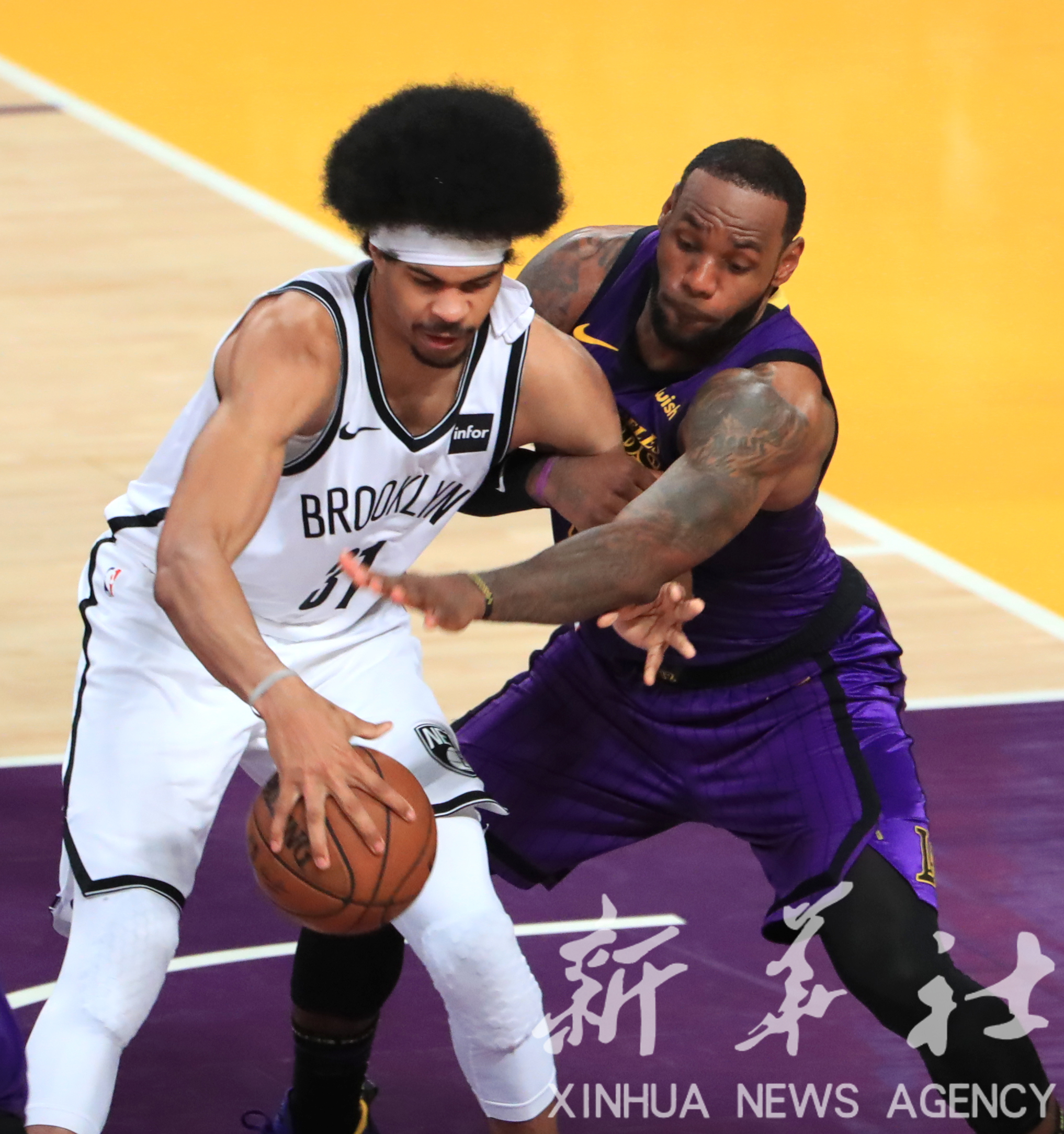 篮球—nba常规赛:湖人不敌篮网