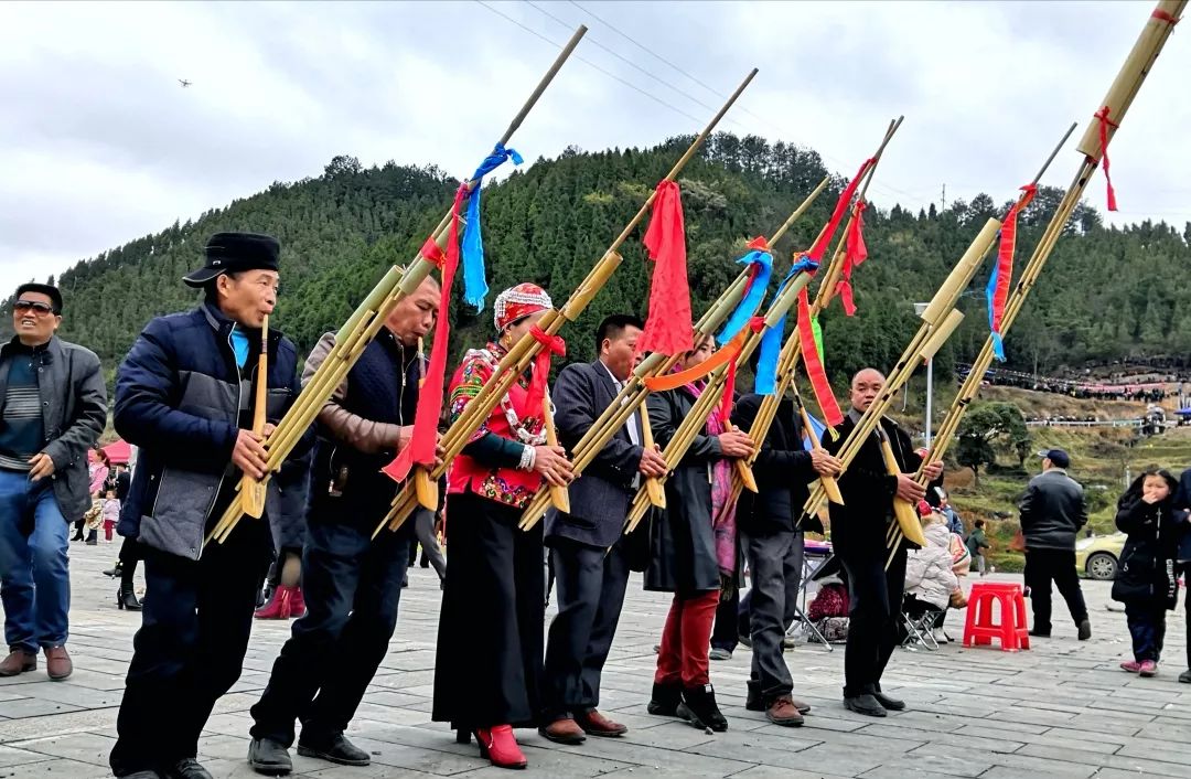 四川古蔺苗族死人芦笙图片