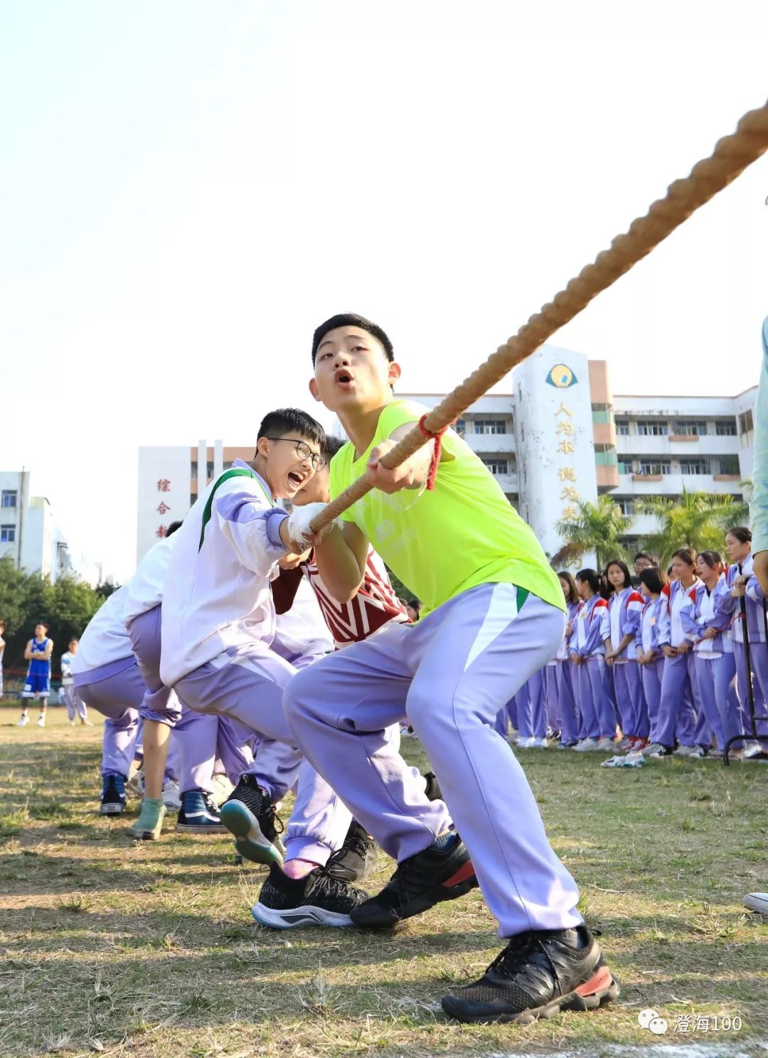 校园昨日澄海华侨中学热闹非凡这帮学生被刷爆了