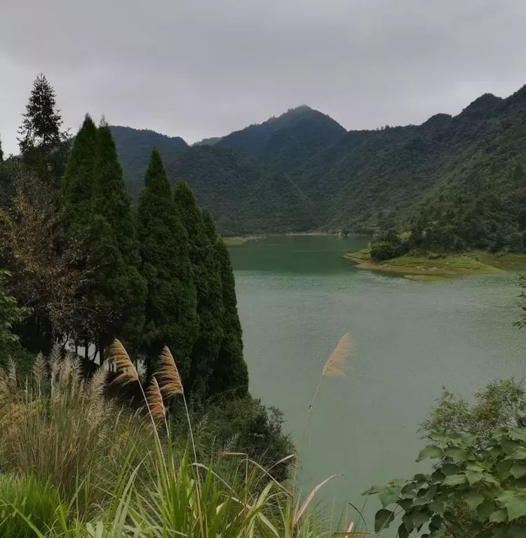 沅陵涼水井鎮蒙福村庫區紀行相約巖屋潭