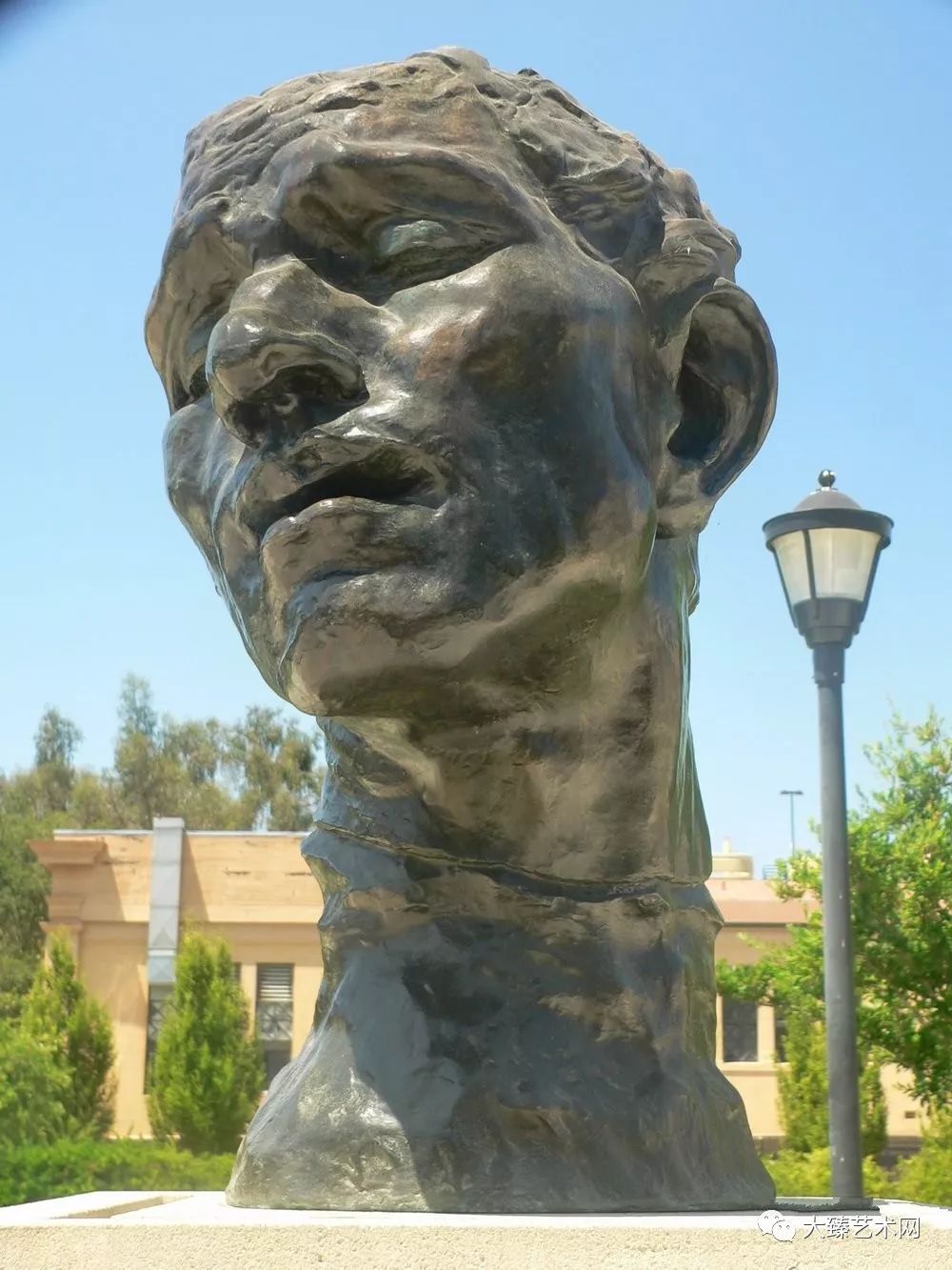 法国著名雕塑家 