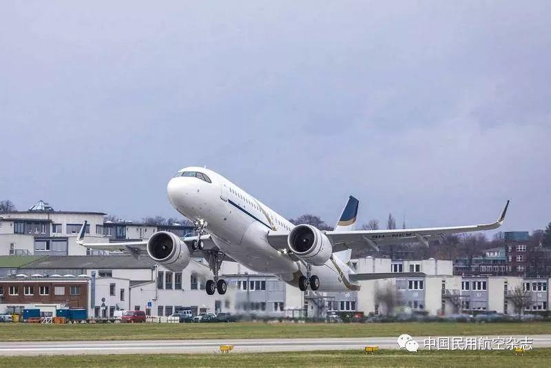 瑞士逸華航空集團接收其首架空客acj320neo公務機_飛機