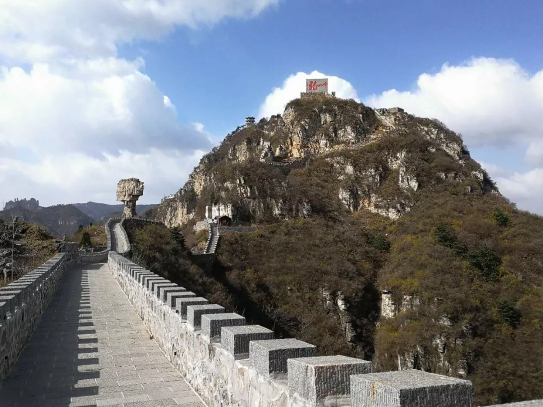 春風十里是時候來轎頂山登山賞花了