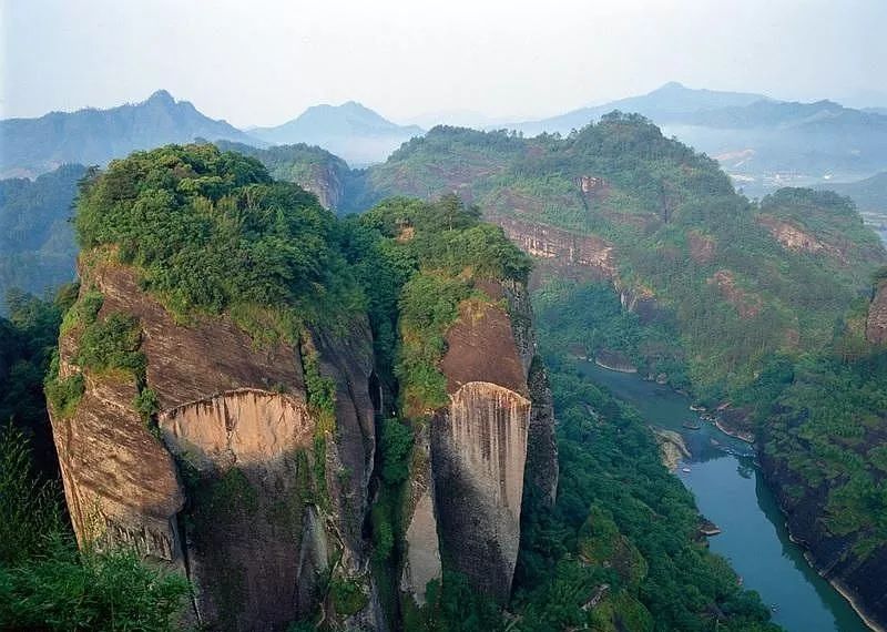 南接古馬邑:由神頭七泉組成即神頭海,三泉灣,金龍地,七星海,五花泉