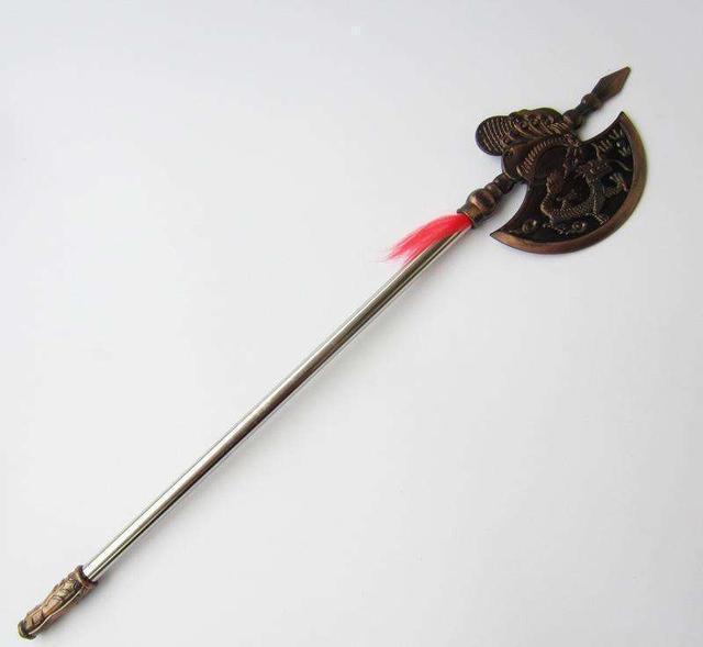 世界历史上最有名的十大斧头:刚果斧造型独特,中国战斧霸气