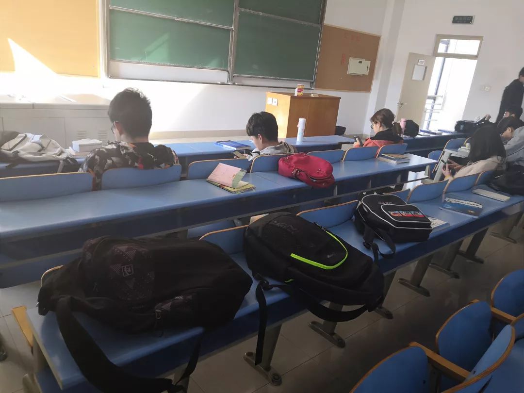 学霸区休闲娱乐区图片图片