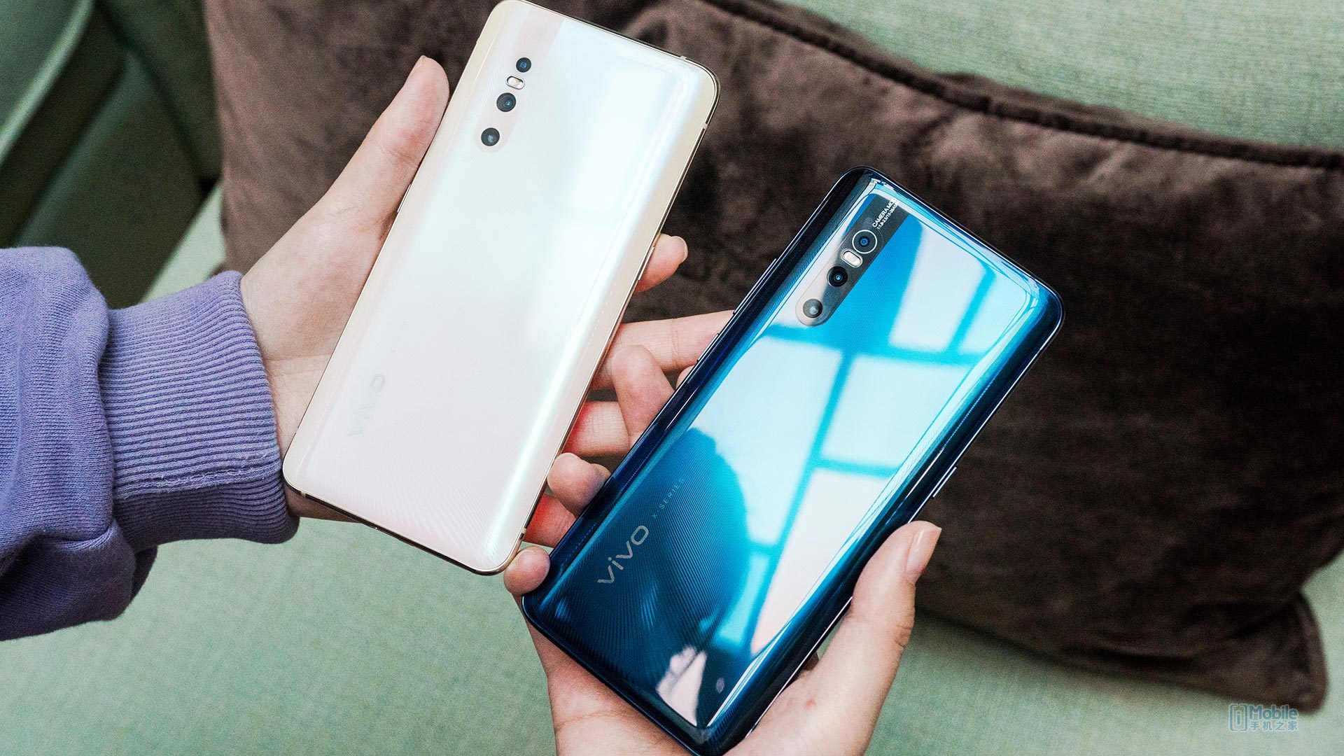 vivo x27双色图赏 雀羽蓝与粉黛金演绎双色旗舰