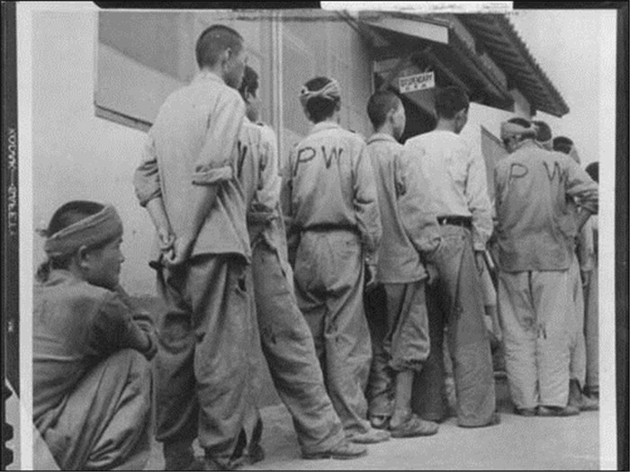 朝鲜战争,关押在联合国军战俘营的朝鲜人民军俘虏,还有女军人