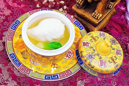 南京十大传统名菜南京最有名的十道菜_金陵