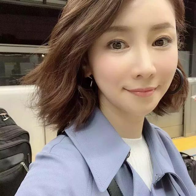 今天課代表給大家介紹的就是初代美魔女,(美魔女:指的是40歲以上,但仍