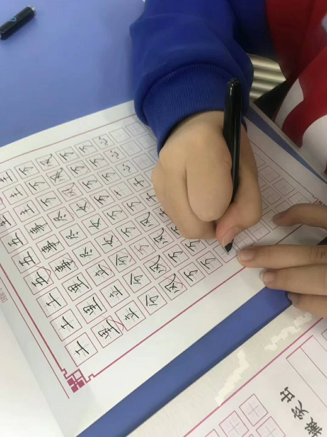 锋格练字小学生练字能速成吗