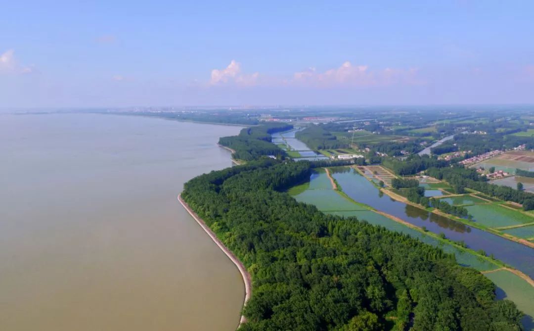 淮安區為終點,途徑堤壩,涵閘遺存和重要節點以及碼頭鎮,河下古鎮等