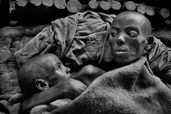 阿富汗难民 饥饿图片