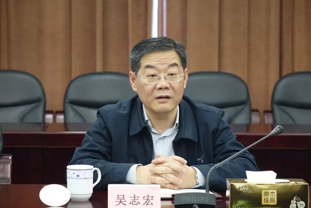 闵行区副区长吴志宏前来调研乡村振兴工作,对华漕集体经济发展实现的