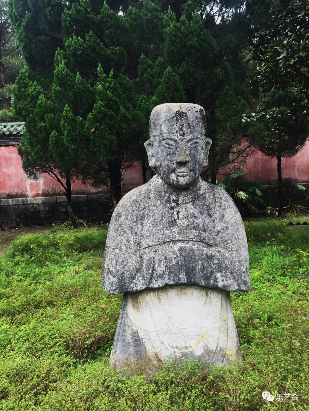 潘宁分享:桂林靖江王朱氏后裔庄简王陵前祭祖大典