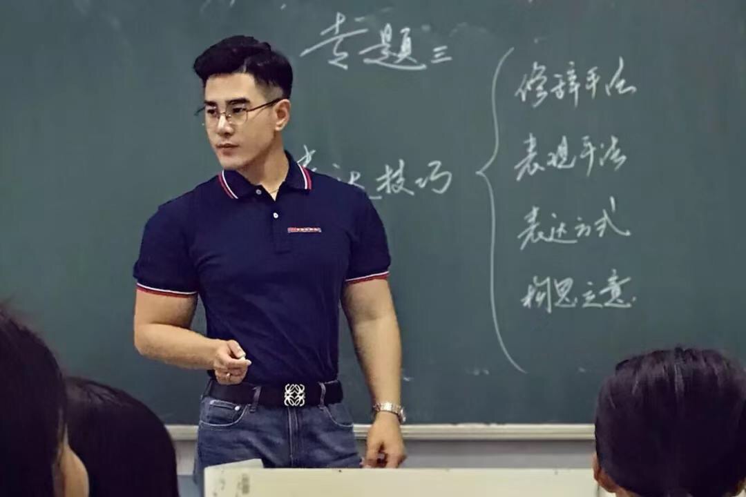 什么时候你成为了全班或者全校的焦点或风云人物 同学