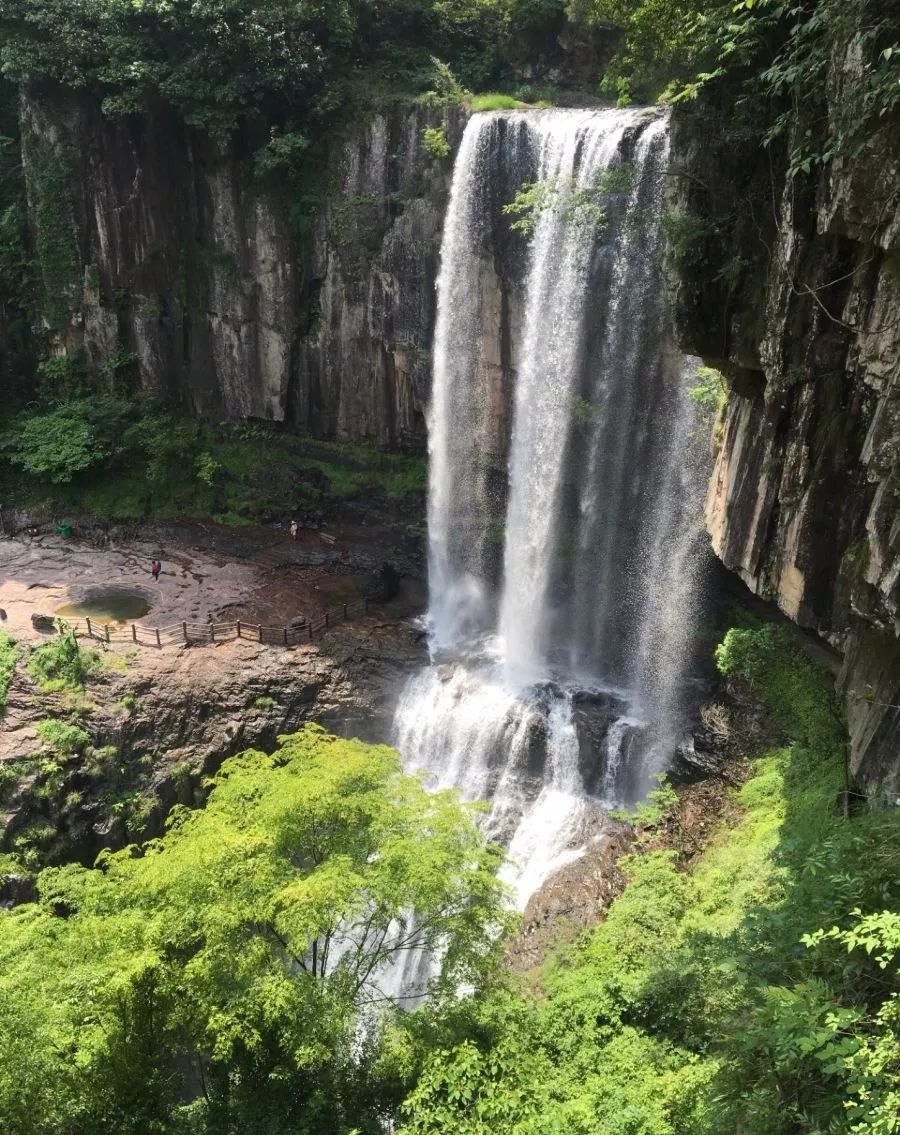 3月31號特價團最後一期16885元纜車梅州平遠五指石風景區凌空玻璃棧道