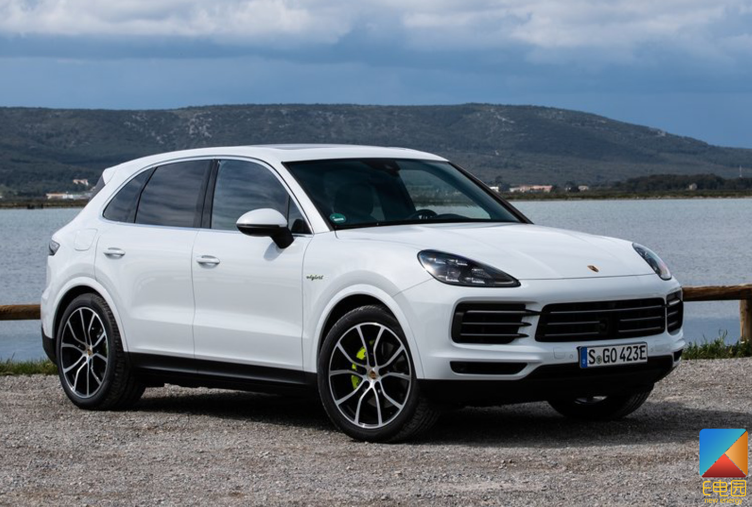 動力再升級 保時捷將推cayenne turbo s e-hybrid