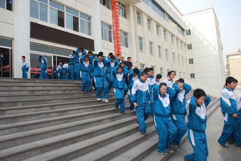 朔城区第七中学学校安全工作促教育改革发展