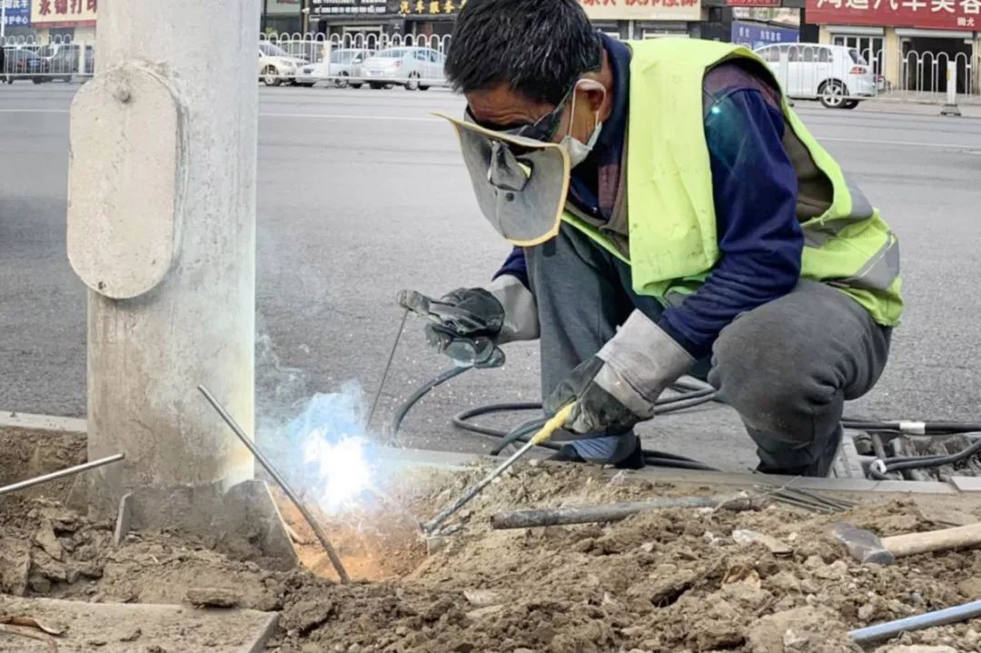 路灯防雷接地做法图片