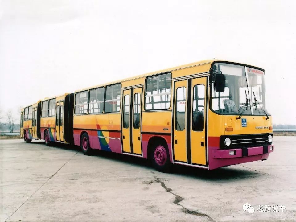 80年代伊卡鲁斯客车图片