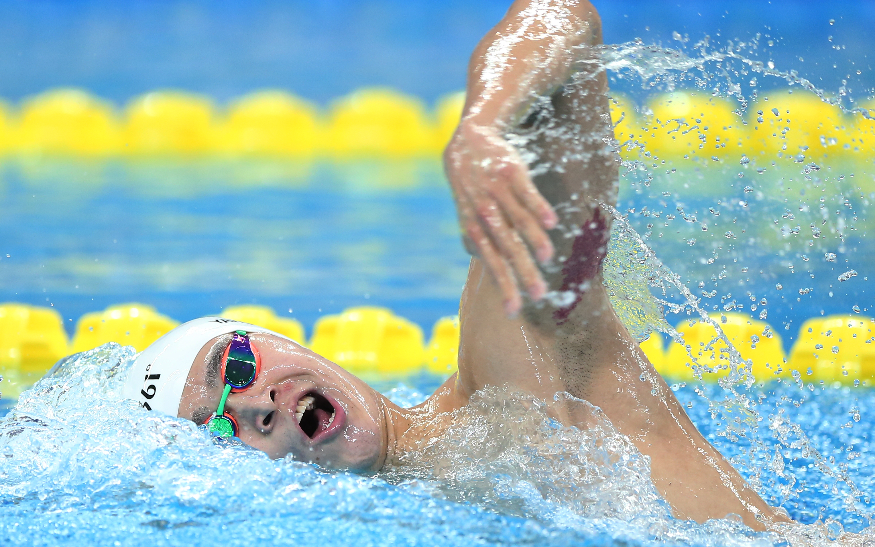 游泳——全国游泳冠军赛赛况:孙杨1500米自由泳预赛第一