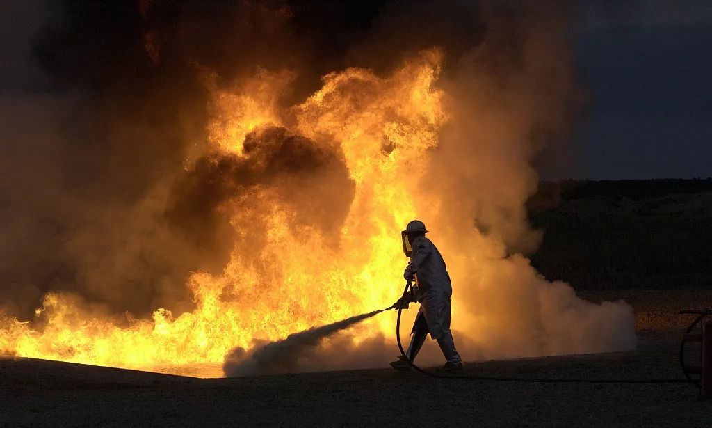 爆裂着火事故致1死4伤继江苏响水县天嘉宜化工公司3月21日发生大爆炸