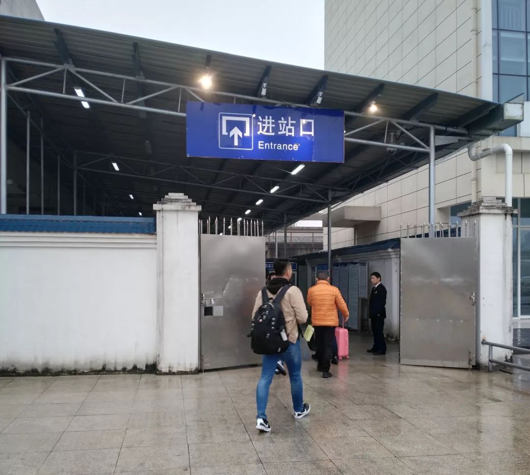 【提示】桂林西站启用新进站口,别走错啦!