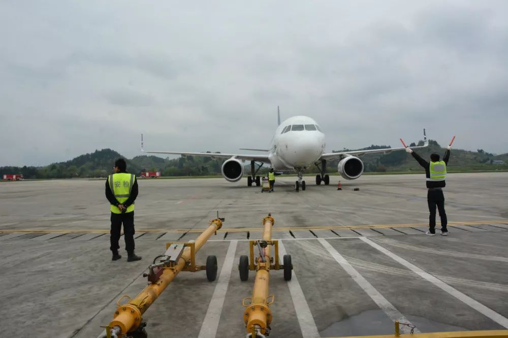 遵義泉州航線首航今日起遵義新舟機場執行夏航季航班時刻